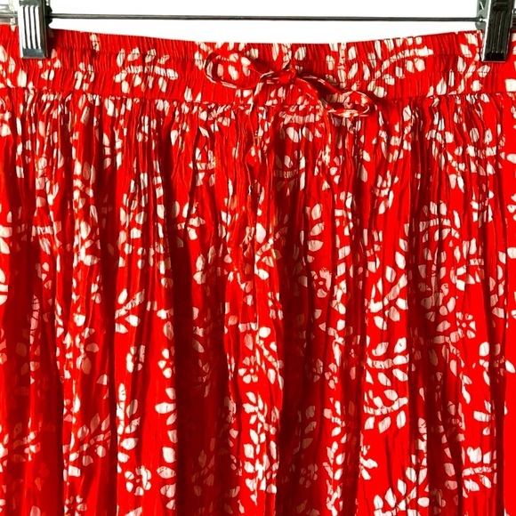 Comfort Corner Made in India 100% Cotton Red Crinkle Pleated A-Line Leaf Skirt M - Picture 3 of 6
